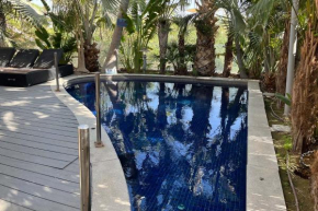 Lotus Haven with private pool or Jacuzzi